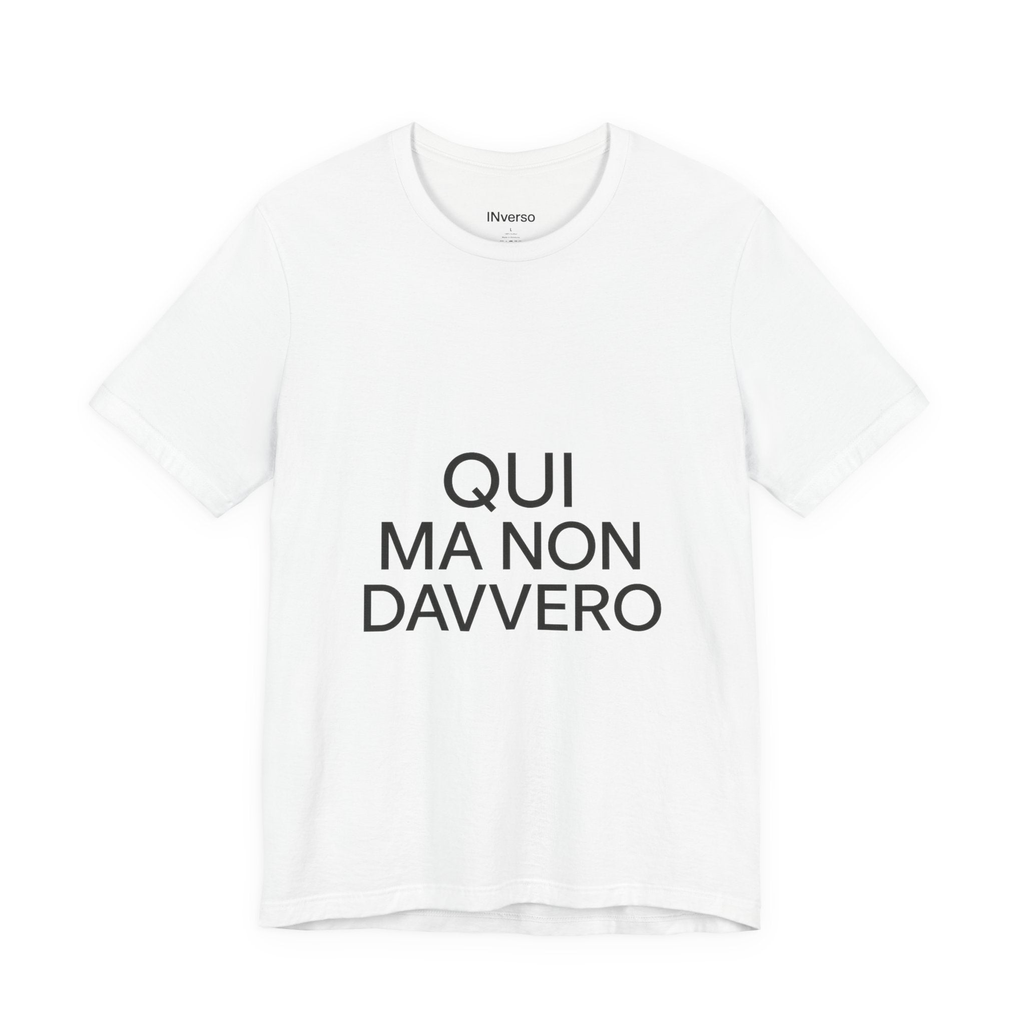 T-Shirt — Minimal ‘Qui’ Chest Logo Tee