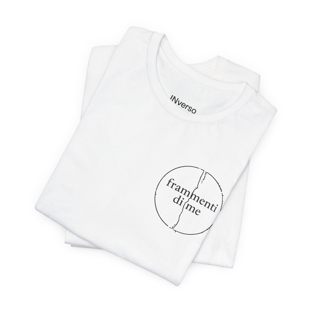 T-Shirt — Minimal 'frammenti di me' Chest Logo Tee